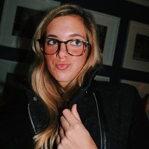 Meet your Posher, Maddie